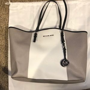 Michael Kors Large Shoulder Tote